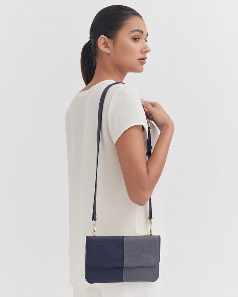 Bolso de Mano Cuyana System Flap Mujer Azul Marino | LXI7780LO